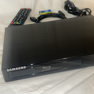Samsung BD-FM51 BluRay DVD Player w/HDMI Cable Remote TESTED