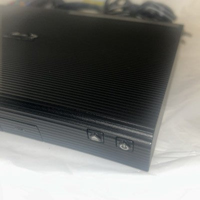 Samsung BD-J5100/ZA Blu-ray DVD Player Streaming w/HDMI Cable Remote TESTED