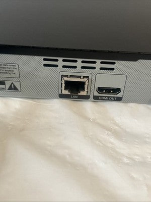 Samsung BD-E5300 Blu-Ray DVD Player w/ HDMI Cable Power Cord Remote TESTED