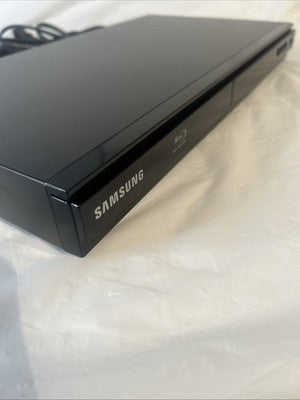 Samsung BD-E5300 Blu-Ray DVD Player w/ HDMI Cable Power Cord Remote TESTED