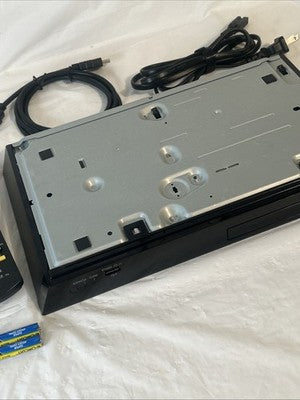 Panasonic DMP-BD79 Blu-Ray DVD Player w/ Remote HDMI Cable Power Cord TESTED