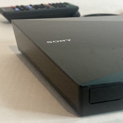 Sony BDP-BX510 BluRay DVD Player WiFi 3D w/ HDMI Remote Control Bundle TESTED