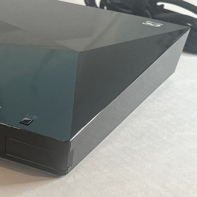 Sony BDP-BX510 BluRay DVD Player WiFi 3D w/ HDMI Remote Control Bundle TESTED