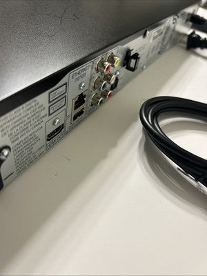 Sharp Aquos BD-HP24U Blu-Ray DVD Player Wired w/ Remote HDMI Power Cord TESTED