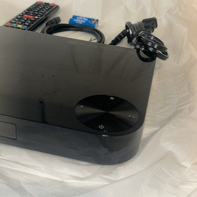 Samsung BD-E5400 Blu-Ray DVD Player WiFi Streaming w/Remote HDMI Cable TESTED