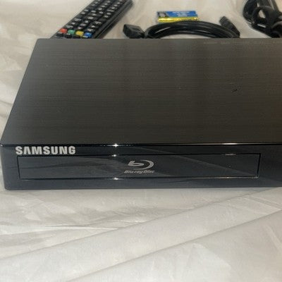 Samsung BD-FM51 BluRay DVD Player w/HDMI Cable Remote TESTED
