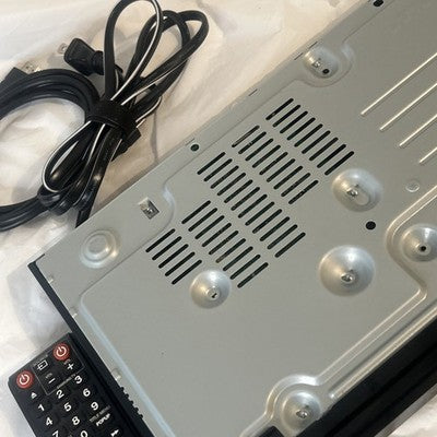 Samsung BD-E5300 Blu-Ray DVD Player w/ HDMI Cable Power Cord Remote TESTED