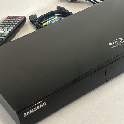 Samsung BD-C5500 BluRay DVD Player w/ Remote Control HDMI Cable Bundle TESTED