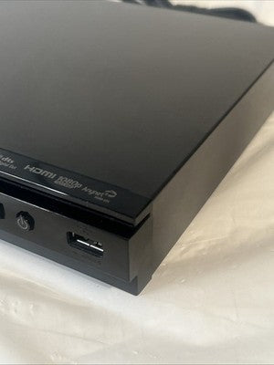 Samsung BD-E5300 Blu-Ray DVD Player w/ HDMI Cable Power Cord Remote TESTED