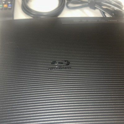 Samsung BD-J5100/ZA Blu-ray DVD Player Streaming w/HDMI Cable Remote TESTED