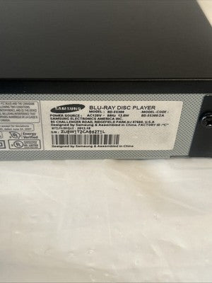 Samsung BD-E5300 Blu-Ray DVD Player w/ HDMI Cable Power Cord Remote TESTED