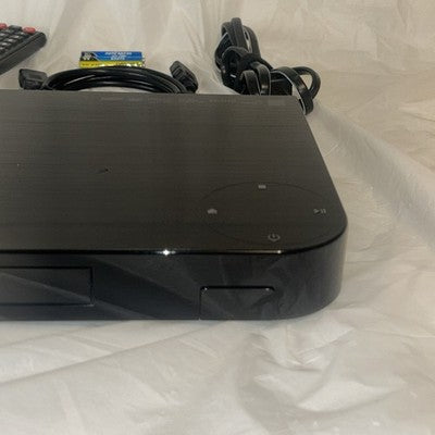 Samsung BD-FM51 BluRay DVD Player w/HDMI Cable Remote TESTED